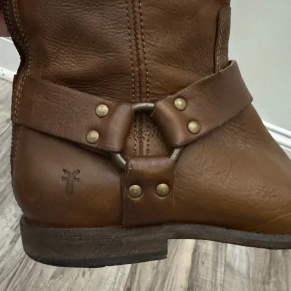 Frye Philip Harness 9R - Picture 2 of 16